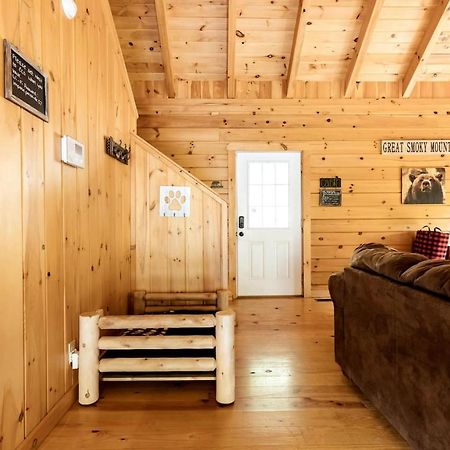 فيلا سيفيرفيلفي Smoky Mtn Hideaway - Cabin W/ Hot Tub & Pool Table المظهر الخارجي الصورة
