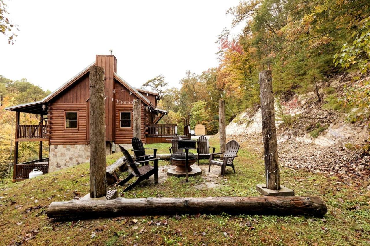 فيلا سيفيرفيلفي Smoky Mtn Hideaway - Cabin W/ Hot Tub & Pool Table المظهر الخارجي الصورة