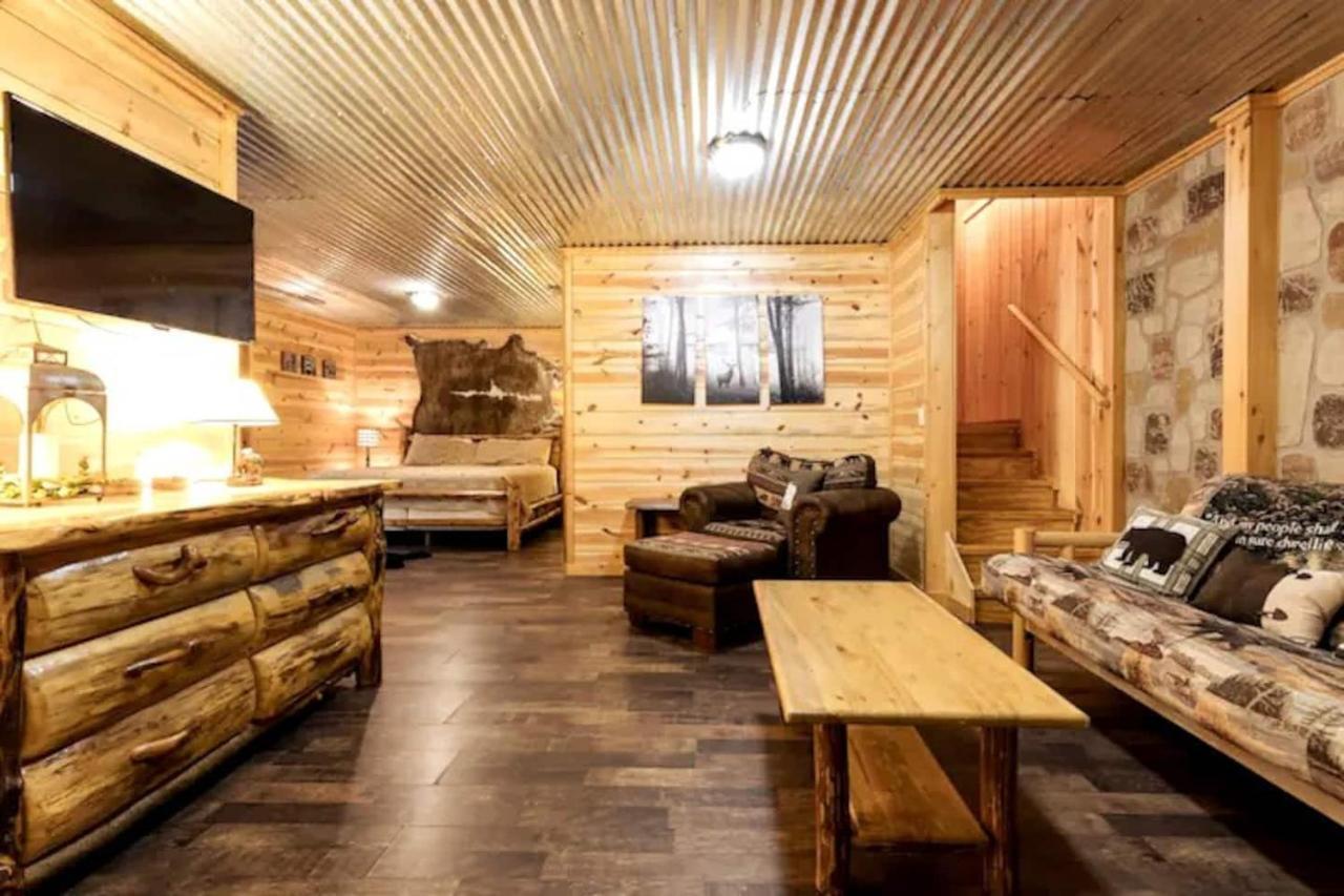 فيلا سيفيرفيلفي Smoky Mtn Hideaway - Cabin W/ Hot Tub & Pool Table المظهر الخارجي الصورة